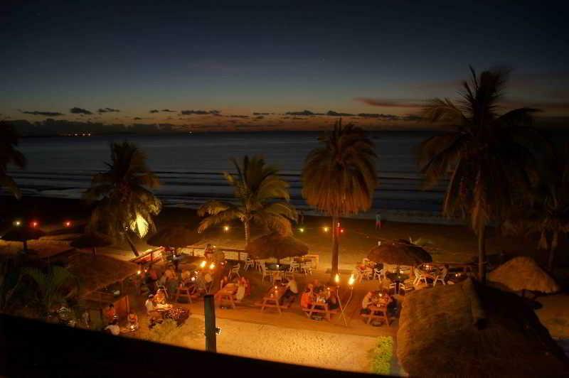 Smugglers Cove Beach Resort & Hotel Nadi Exterior photo