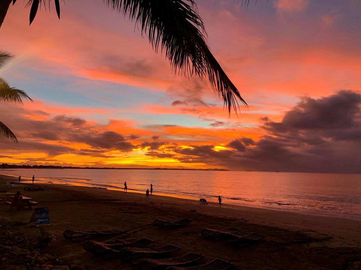 Smugglers Cove Beach Resort & Hotel Nadi Exterior photo